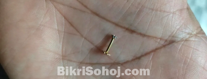 ডায়মন্ড নাকফুল